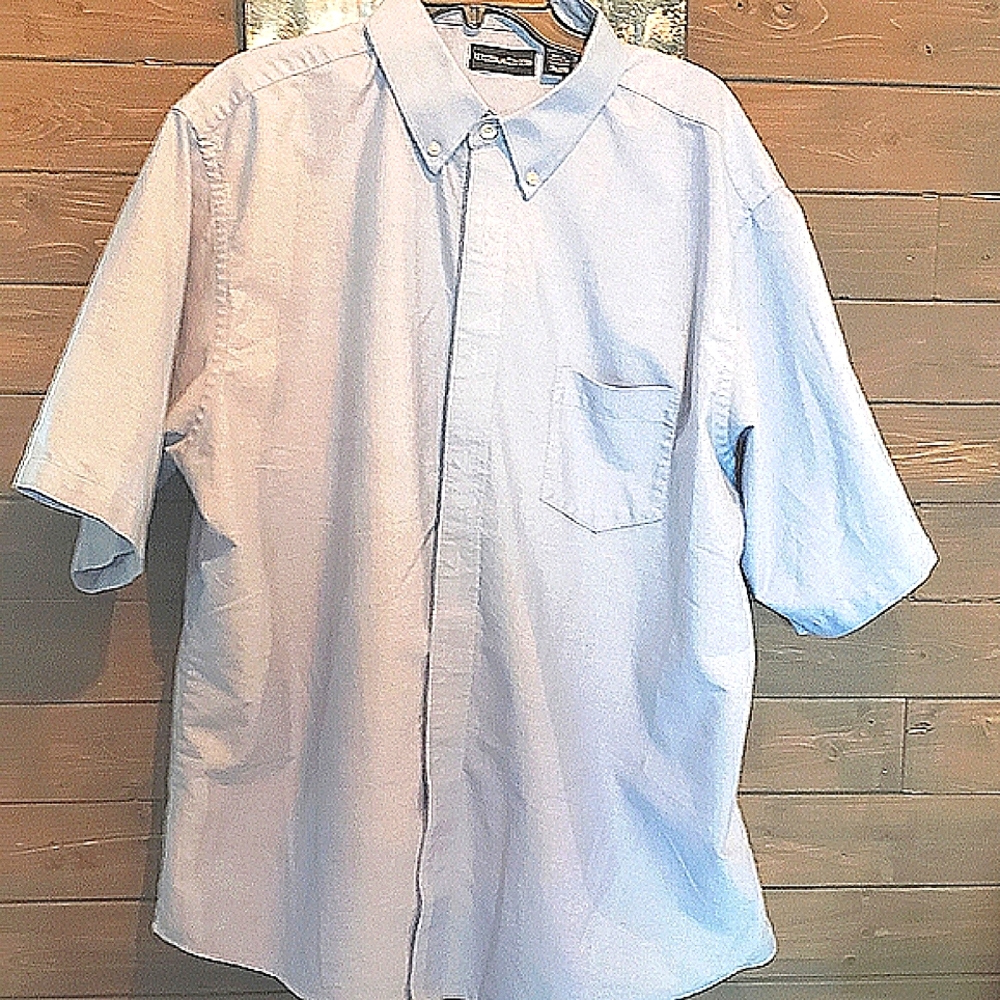 Men's XXL: 'ULTRACLUB' Light Blue, Short Sleeve, Dress Shirt